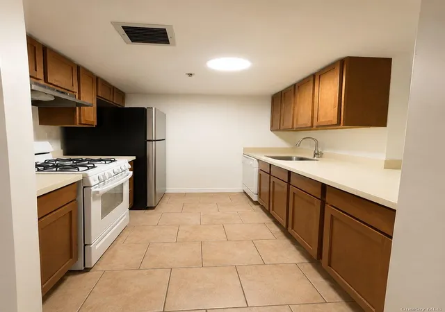 Photo 3 of Condo for sale at 38-11 108th Street #3H, New York, NY 11368 | MLS# 1027814 | Listing updated on 2026-08-12
