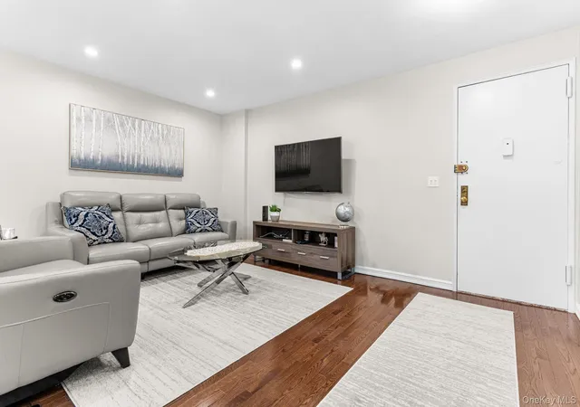 Photo 2 of Sale Pending at 632 Palmer Rd #8G, Yonkers, NY 10701 | MLS# 1027825 | Listing updated on 2026-08-19