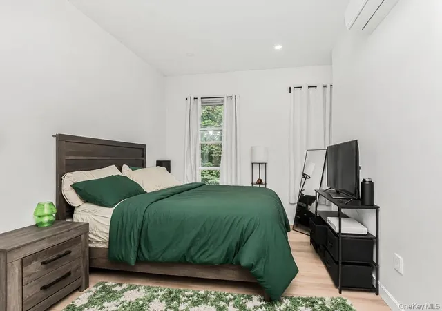Photo 4 of House for sale at 514 E 188th Street, Bronx, NY 10458 | MLS# 1027834 | Listing updated on 2026-07-22