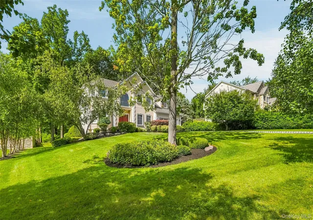 Photo 3 of Single family home for sale at 48 Greenwich Ave, Woodbury, NY 10917 | MLS# 1027864 | Listing updated on 2026-10-04