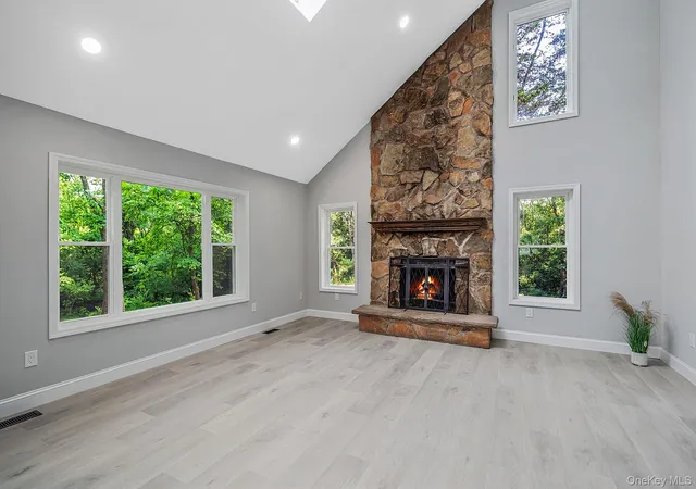 Photo 2 of Sale Pending at 3 Cozine Rd S, Brookhaven, NY 11934 | MLS# 1027865 | Listing updated on 2026-09-26