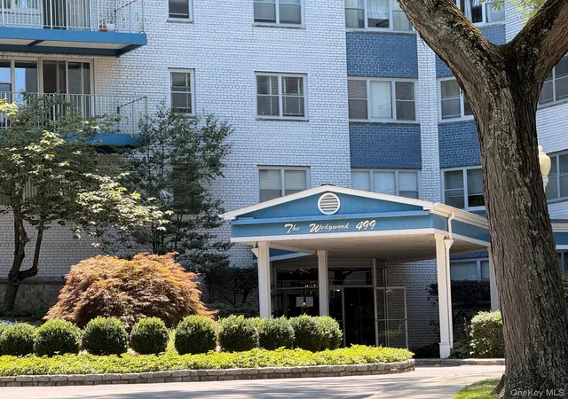 Photo 2 of Condo for sale at 499 N Broadway #5L, White Plains, NY 10603 | MLS# 1027866 | Listing updated on 2026-07-26