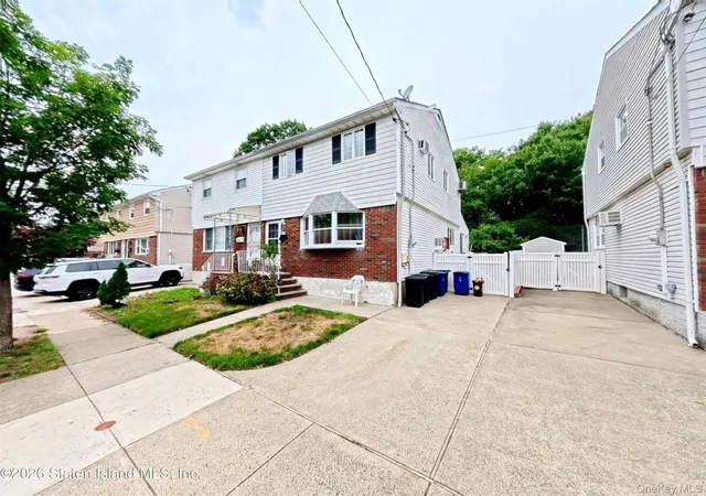 2nd image of 59 Zoe St, Staten Island, NY 10305 | MLS# 1027896