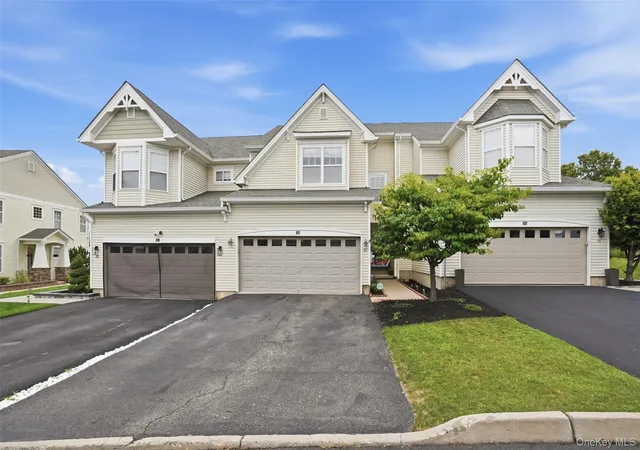 1st image of 58 Cobblestone Ln, Middletown, NY 10940 | MLS# 1027934