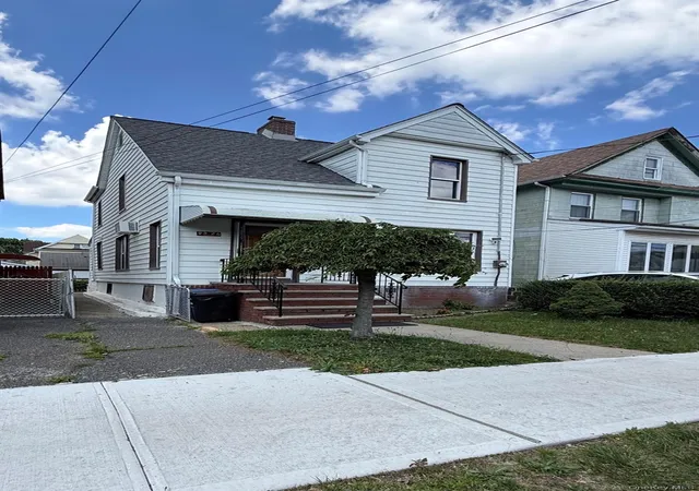1st image of 9526 108th St, New York, NY 11419 | MLS# 1027946