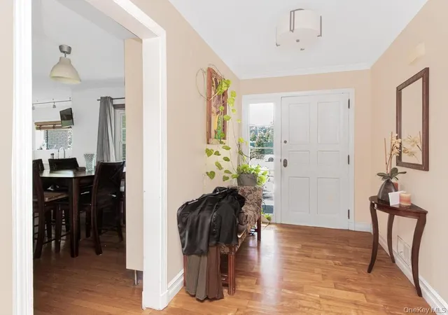 2nd image of 35 Barnard Rd, New Rochelle, NY 10801 | MLS# 1027989