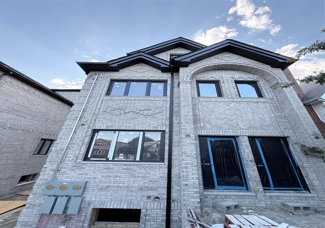 Photo 1 of Multi family home for sale at 1708 149th Street, New York, NY 11357 | MLS# 1028041 | Listing updated on 2026-08-05