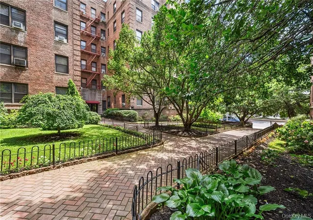 Photo 3 of Condo for sale at 3015 Riverdale Ave #5F, New York, NY 10463 | MLS# 1028046 | Listing updated on 2026-08-30