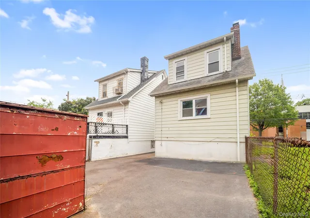 31st image of 1519 Adee Ave, New York, NY 10469 | MLS# 1028047