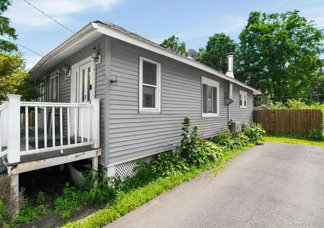 2nd image of 17 Lincoln St, Wawarsing, NY 12428 | MLS# 1028063