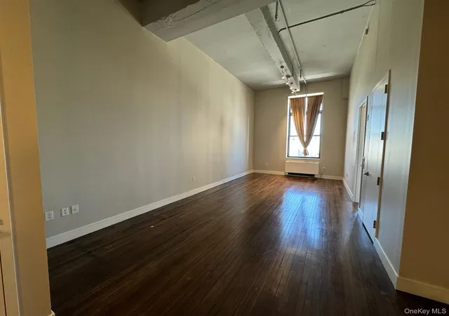 Photo 4 of Condo for sale at 25 Leroy Pl #405, New Rochelle, NY 10805 | MLS# 1028069 | Listing updated on 2026-07-22