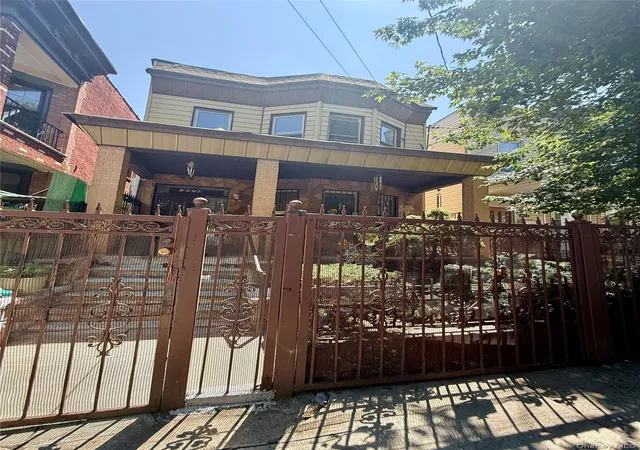 Photo 1 of Sale Pending at 3274 Decatur Ave, Bronx, NY 10467 | MLS# 1028083 | Listing updated on 2026-08-15