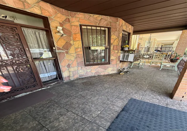 Photo 3 of Sale Pending at 3274 Decatur Ave, Bronx, NY 10467 | MLS# 1028083 | Listing updated on 2026-08-15
