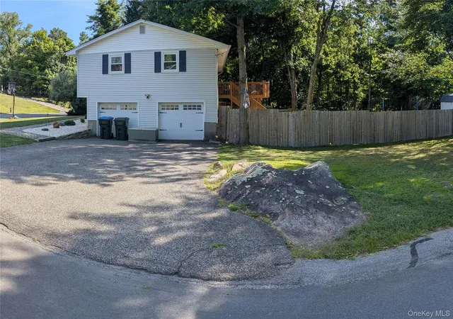 Photo 3 of Single family home for sale at 56 Poplar Dr, Monroe, NY 10950 | MLS# 1028087 | Listing updated on 2026-08-02
