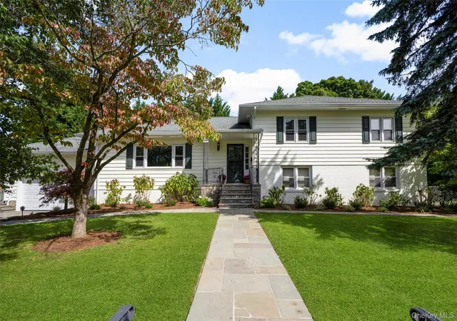 Photo 1 of Single family home for sale at 30 Antler Pl, New Rochelle, NY 10804 | MLS# 1028119 | Listing updated on 2026-10-09