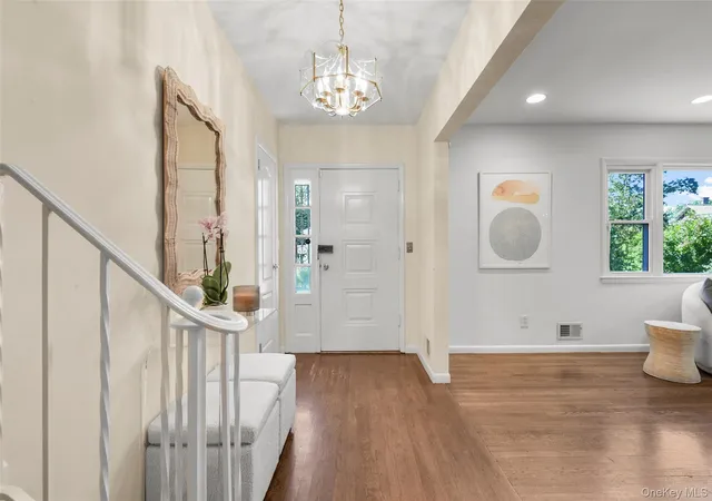 Photo 3 of Single family home for sale at 30 Antler Pl, New Rochelle, NY 10804 | MLS# 1028119 | Listing updated on 2026-10-09