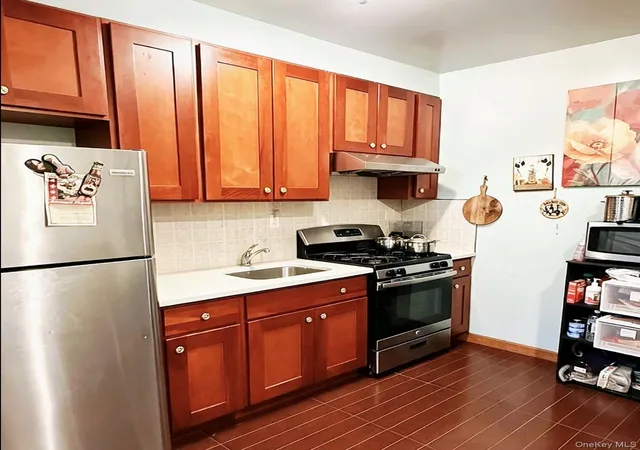 Photo 3 of Manufactured home for sale at 10505 Northern Blvd #1, Corona, NY 11368 | MLS# 1028126 | Listing updated on 2026-07-26