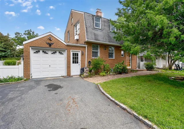 Photo 3 of Land for sale at 163 Earl St, North Hempstead, NY 11590 | MLS# 1028144 | Listing updated on 2026-10-07
