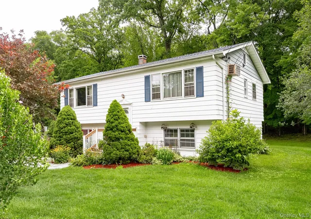 2nd image of 28 Robert Ln, Wappinger, NY 12590 | MLS# 1028148