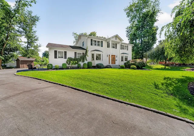 Photo 2 of Single family home for sale at 11 Allison Cir, Haverstraw, NY 10923 | MLS# 1028177 | Listing updated on 2026-09-14
