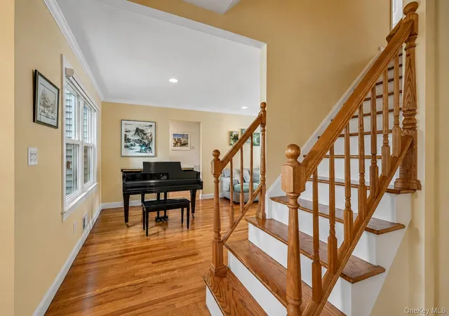 Photo 3 of Sale Pending at 3 Stephen Ct, Clarkstown, NY 10956 | MLS# 1028182 | Listing updated on 2026-08-26