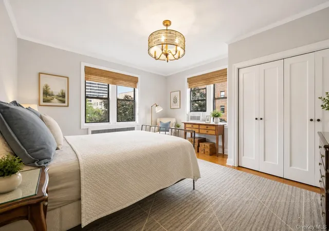 Photo 3 of Sale Pending at 300 Main St #5A, White Plains, NY 10601 | MLS# 1028228 | Listing updated on 2026-08-06