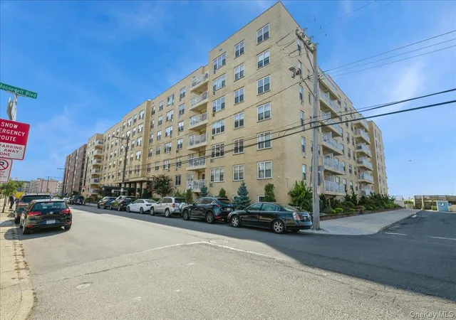 Photo 3 of Condo for sale at 700 Shore Rd #7P, Long Beach, NY 11561 | MLS# 1028230 | Listing updated on 2026-08-30