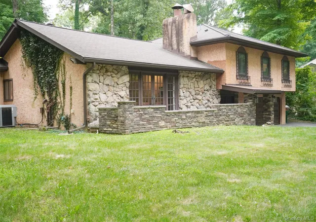 Photo 3 of Sale Pending at 50 Pleasant Ridge Dr, Poughkeepsie (town), NY 12603 | MLS# 1028249 | Listing updated on 2026-09-03