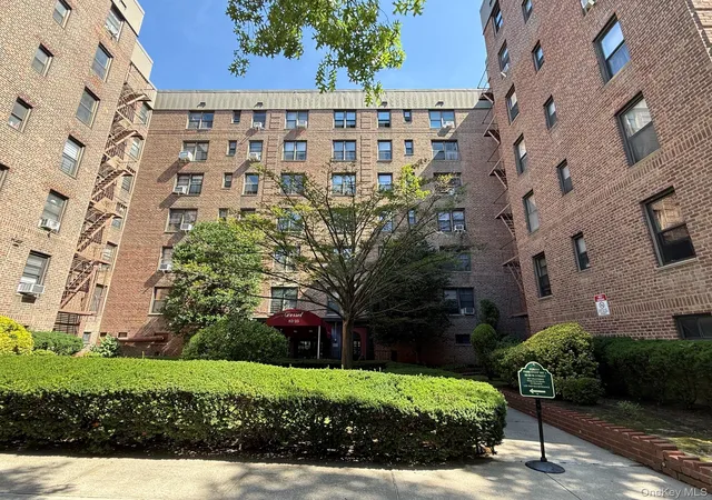 Photo 1 of Sale Pending at 83 25 98th Street #1M, Woodhaven, NY 11421 | MLS# 1028263 | Listing updated on 2026-09-12