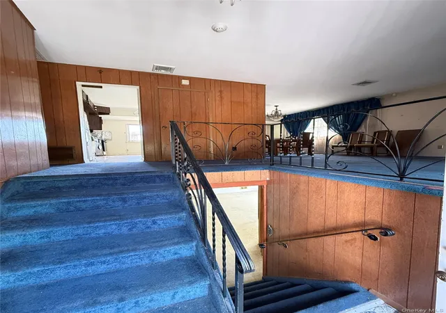 Photo 2 of Single family home for sale at 411 Mayflower Ave, Islip, NY 11717 | MLS# 1028270 | Listing updated on 2026-09-26