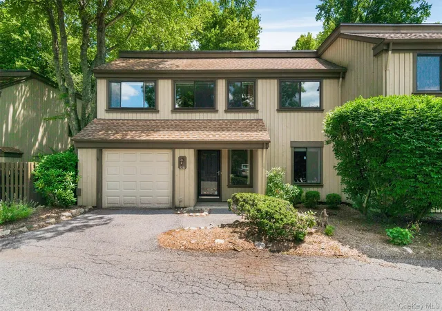 Photo 3 of Sale Pending at 12 Heritage Hills #A, Somers, NY 10589 | MLS# 1028275 | Listing updated on 2026-08-11