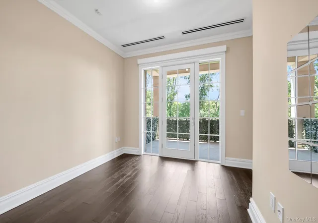 Photo 2 of Condo for sale at 3000 Royal Ct #3107, New Hyde Park, NY 11040 | MLS# 1028278 | Listing updated on 2026-07-25