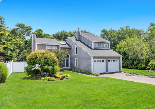 Photo 2 of Sale Pending at 859 Pine Ave, Islip, NY 11795 | MLS# 1028295 | Listing updated on 2026-08-17