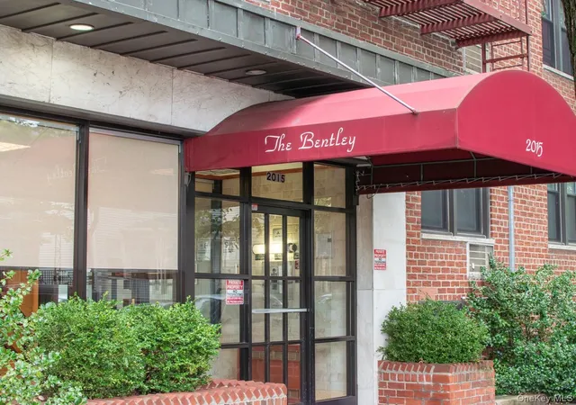 Photo 1 of Condo for sale at 2015 Saint Paul Ave S #5K, New York, NY 10461 | MLS# 1028317 | Listing updated on 2026-08-21