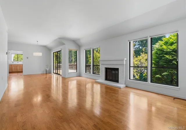 Photo 3 of Sale Pending at 371 Heritage Hills #A, Somers, NY 10589 | MLS# 1028332 | Listing updated on 2026-08-29