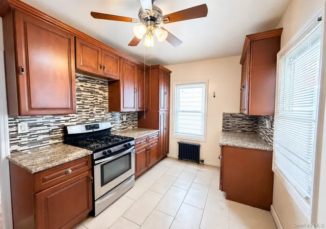 Photo 3 of Single family home for sale at 4220 Boyd Ave, Bronx, NY 10466 | MLS# 1028339 | Listing updated on 2026-08-18