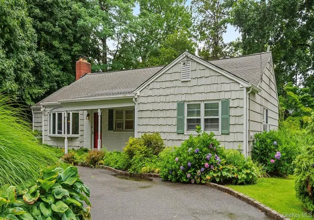 Single family home for sale at 75 Cove Rd, Huntington, NY 11743 | MLS# 1028350