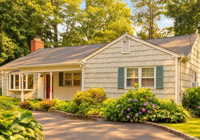 Photo 2 of Single family home for sale at 75 Cove Rd, Huntington, NY 11743 | MLS# 1028350 | Listing updated on 2026-10-08