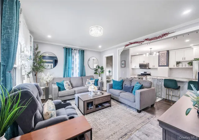 Photo 2 of Sale Pending at 717 N William St, North Baldwin, NY 11510 | MLS# 1028359 | Listing updated on 2026-09-01