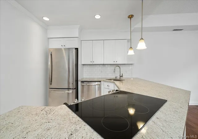 Photo 4 of Sale Pending at 10 Westbrook Rd #10, Newburgh, NY 12550 | MLS# 1028374 | Listing updated on 2026-09-17
