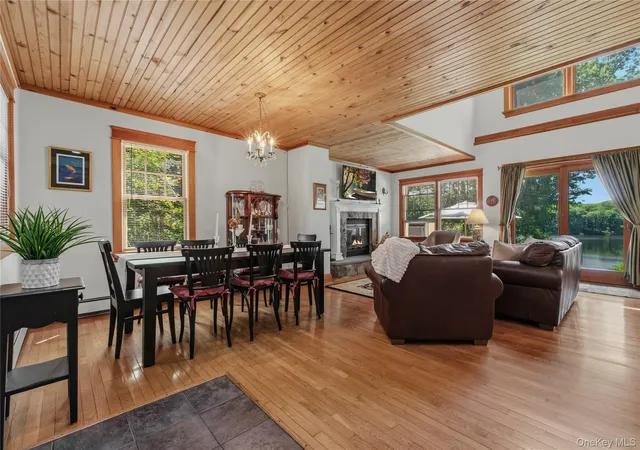 Photo 3 of Single family home for sale at 342 Lake Shore Rd, Putnam Valley, NY 10579 | MLS# 1028385 | Listing updated on 2026-09-21
