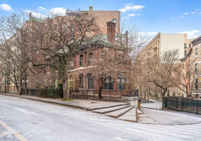 Photo 3 of Multi family home for sale at 811 Riverside Dr, New York, NY 10032 | MLS# 1028406 | Listing updated on 2026-09-03