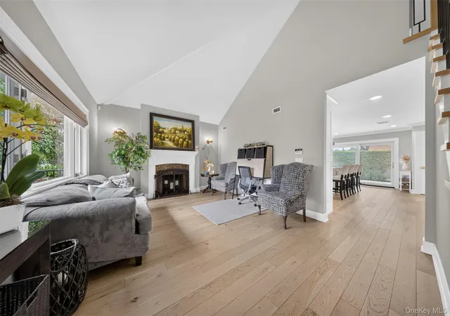 Photo 4 of Sale Pending at 1755 Grand Ave, Merrick, NY 11566 | MLS# 1028421 | Listing updated on 2026-08-14