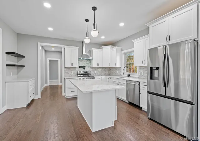 Photo 3 of Single family home for sale at 59 Paddock Dr, Pine Bush, NY 12566 | MLS# 1028447 | Listing updated on 2026-08-17