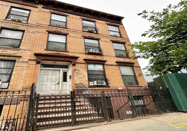2nd image of 14 Convent Ave, New York, NY 10027 | MLS# 1028485