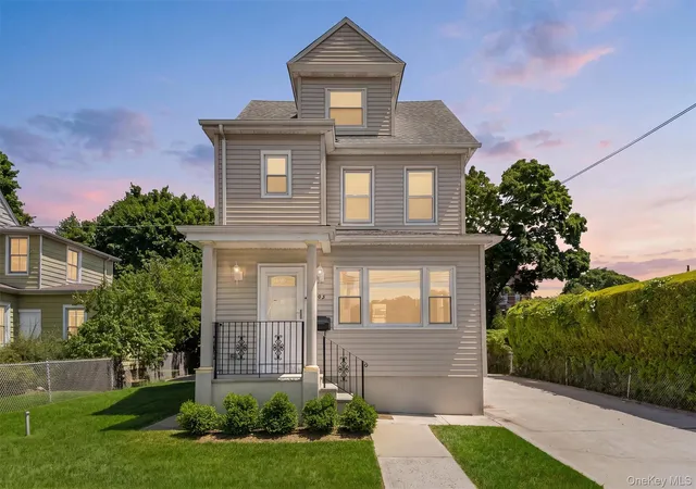 Photo 1 of Single family home for sale at 208 3rd Avenue, Mount Vernon, NY 10550 | MLS# 1028495 | Listing updated on 2026-09-02
