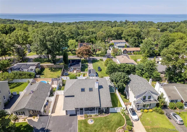 Photo 3 of Single family home for sale at 85 Maple Rd, Brookhaven, NY 11778 | MLS# 1028520 | Listing updated on 2026-10-06