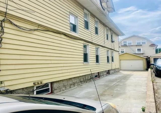 Photo 4 of Sale Pending at 8418 108th Street, Richmond Hill, NY 11418 | MLS# 1028554 | Listing updated on 2026-08-26