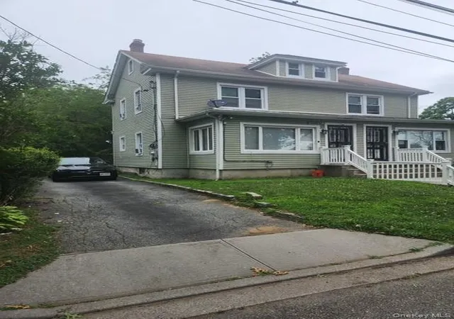 Photo 2 of Sale Pending at 1068 Arthur St, Hempstead, NY 11553 | MLS# 1028571 | Listing updated on 2026-08-04