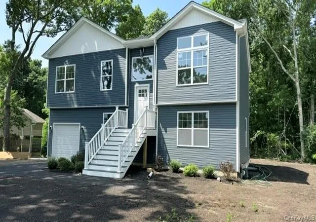 Photo 2 of Single family home for sale at 964 Sipp Ave, Medford, NY 11763 | MLS# 1028573 | Listing updated on 2026-07-26